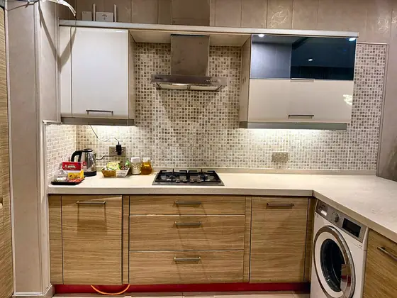 Fully equipped kitchens. Gas hob, extractor chimney, sink with mixer tap and a built-in washing machine.